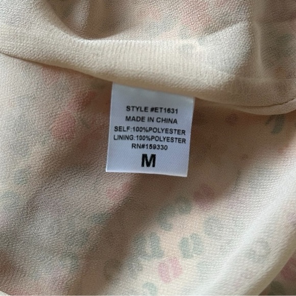 Heyson Peach Floral Button Down Long Sleeve Blouse Size Medium NWT - Picture 8 of 10